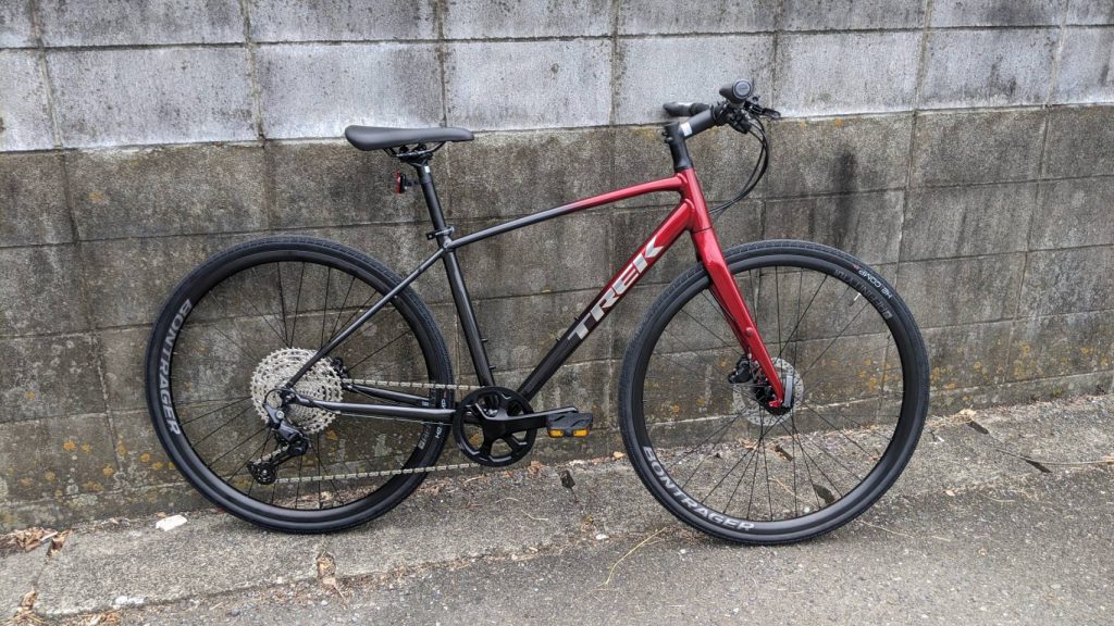 TREK FX4 Disc 21年モデル（付属品装備） 自転車 自転車本体 自転車